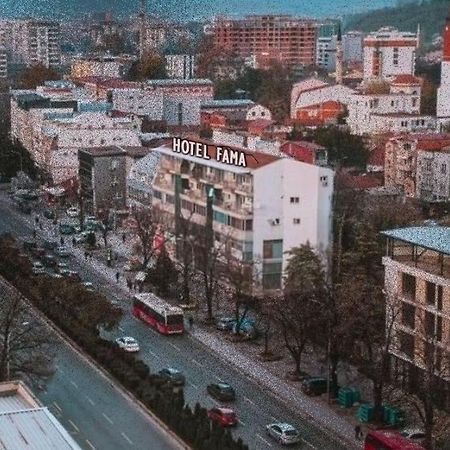 Hotel Fama Skopje Esterno foto